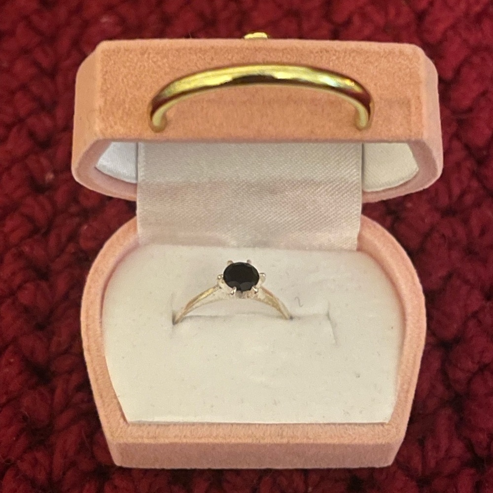 Beautiful Silver Genuine Sapphire Ring - Picture 1 of 5